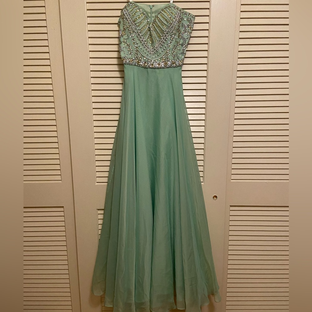 Sherri Hill Strapless Dress, Light Green Color, Size 6